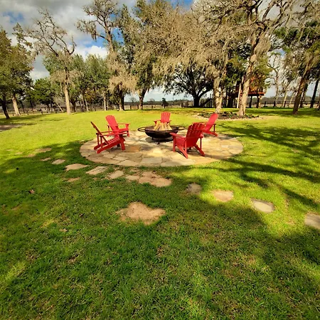 Villa Red Bird Ranch - Private 140 Acre Ranch Sleeps 12